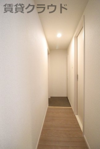 fino（フィノ）の玄関|明るい玄関です