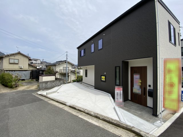 中古戸建　伴東1丁目　No.Ａの駐車場