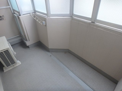 【バルコニー】 | アーバネックス西宮門戸 | 開放的で明るい空間を演出してくれるバルコニーです