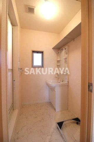 アプリコットタウン Ｂの洗面所|2023年撮影。現況と異なる場合がございます。