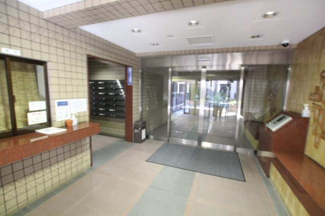 【エントランス】