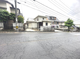 【前面道路含む現地写真】