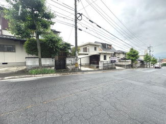 【前面道路含む現地写真】