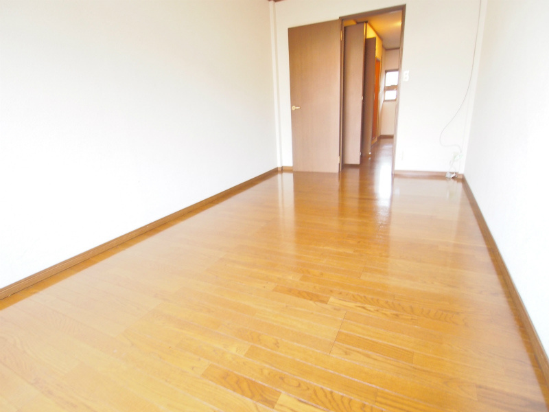 イル・ソーレ中野東駅前の収納