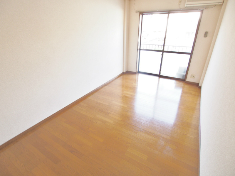 イル・ソーレ中野東駅前の居間・リビング