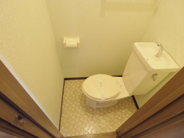 イル・ソーレ中野東駅前の独立洗面台