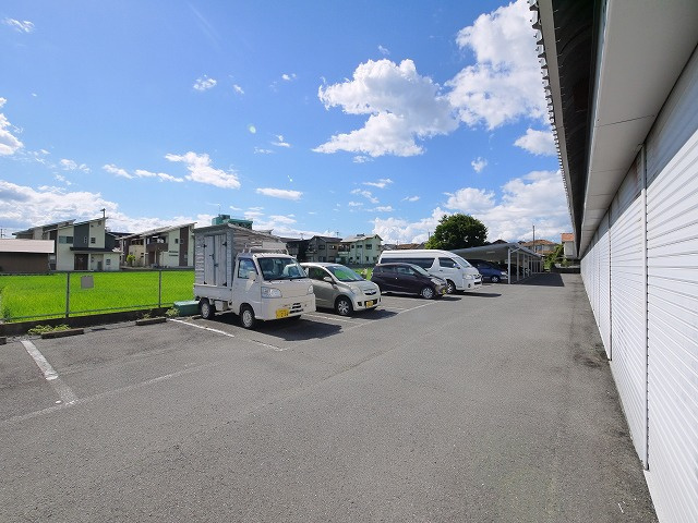 徳永モータープール