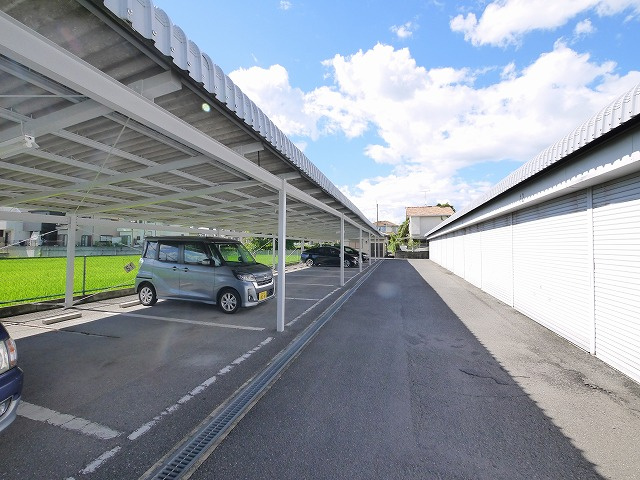 徳永モータープール