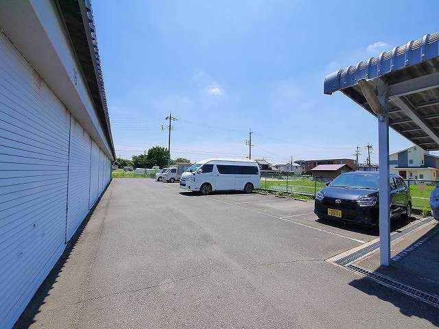 徳永モータープール