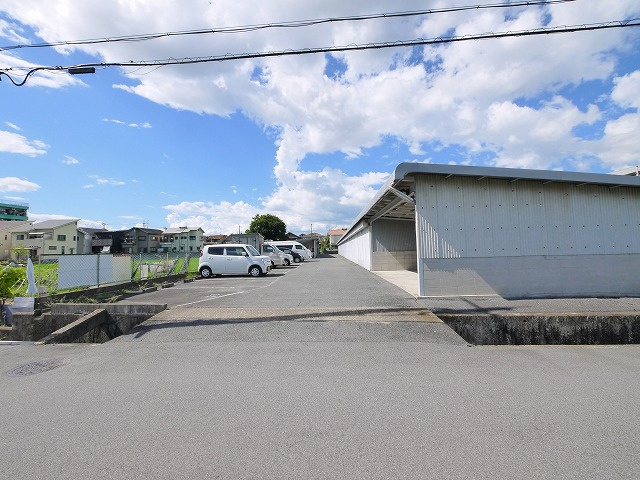 徳永モータープール