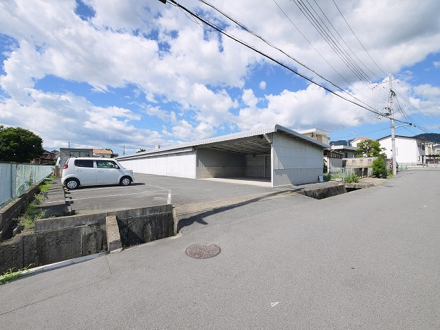 徳永モータープール