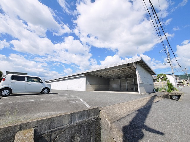 徳永モータープール