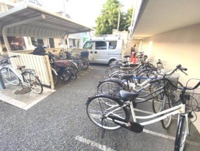 【その他共用部分】 | コート春陽 | 敷地内の駐輪場で安心！