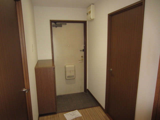 【玄関】