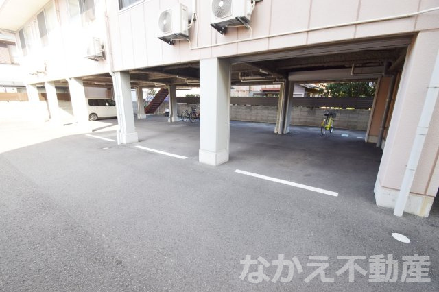 【駐車場】 | 駐車スペースもあります