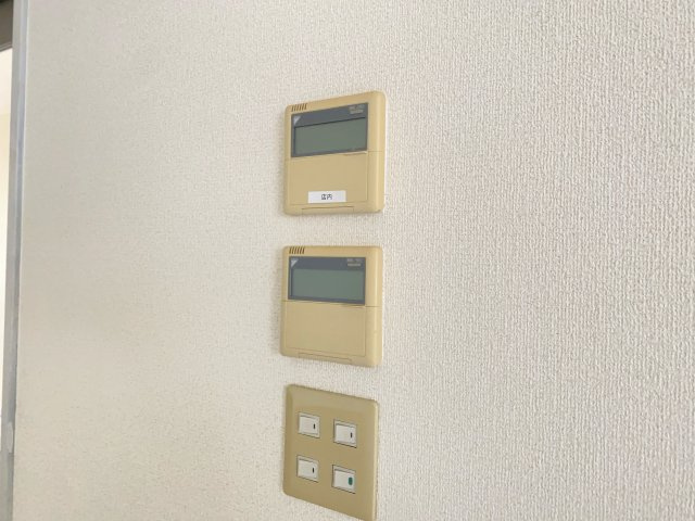 ニナガワビル　2階店舗の設備