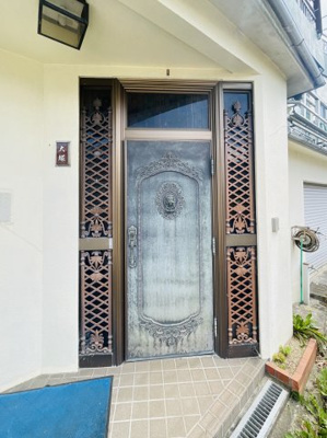 【玄関】 | たつの市龍野町日飼／中古戸建 | 毎日通る玄関はこちらです