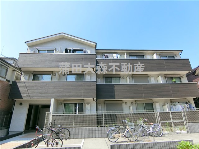 ルクール蒲田の外観|2017年7月築　木造3階建て総戸数14戸
東京都大田区大森西7丁目　京浜東北線蒲田駅徒歩13分、京急本線梅屋敷駅徒歩12分