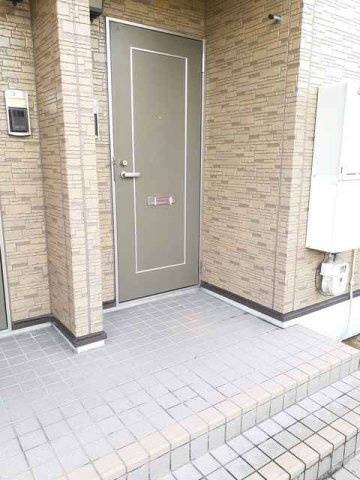 メゾン・アンジュ壱番館のエントランス|清潔なエントランスです