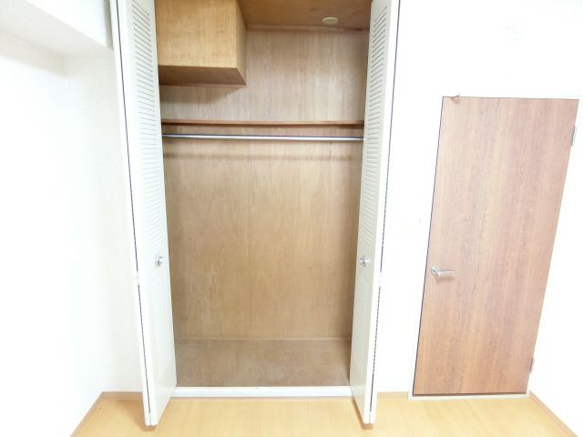 ヴィラ仲谷向陽台の内装|同物件別部屋写真