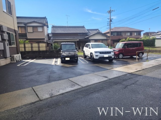 HIMAWARIの駐車場