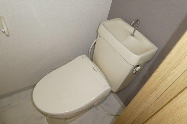 ヒルトンハイツのトイレ|ウォシュレット