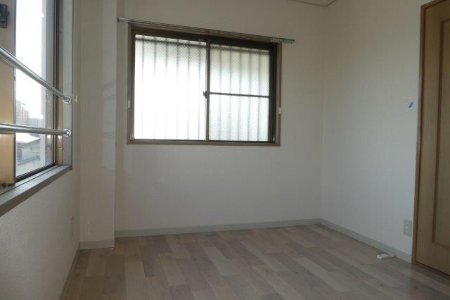 ヒルトンハイツの寝室|洋室