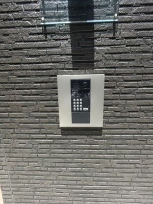 【その他共用部分】 | Fasecia rosa | オートロック付きの物件です