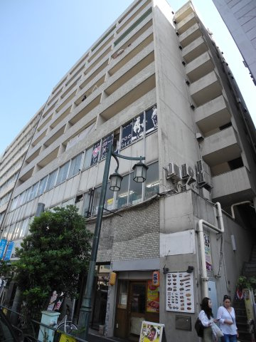 カーサ新宿の外観