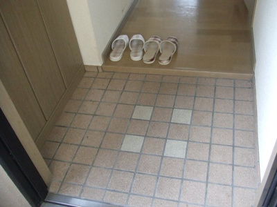 【玄関】 | ソレイユ段上 | 収納もある玄関です