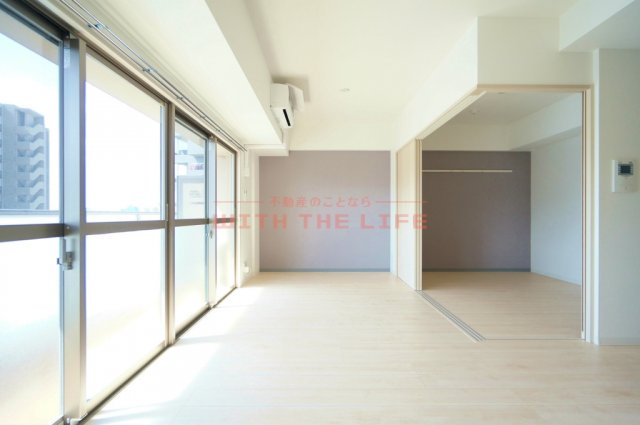 ルシエル【キャッシュバック対象物件】の居間・リビング|こちらの居間で趣味の時間をお楽しみください