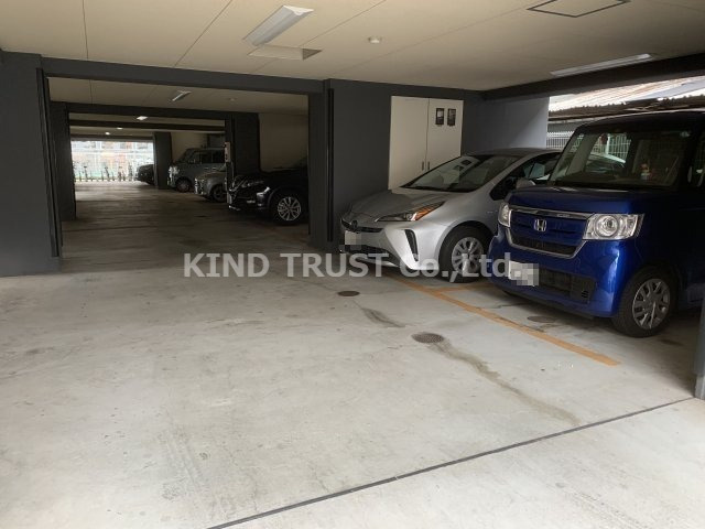 SK扇町公園の駐車場|駐車場があるので、車を買う予定の方も安心です