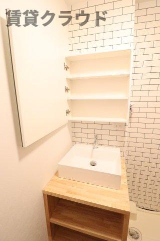 シャルコートSOGAの独立洗面台|使いやすい独立洗面台です
