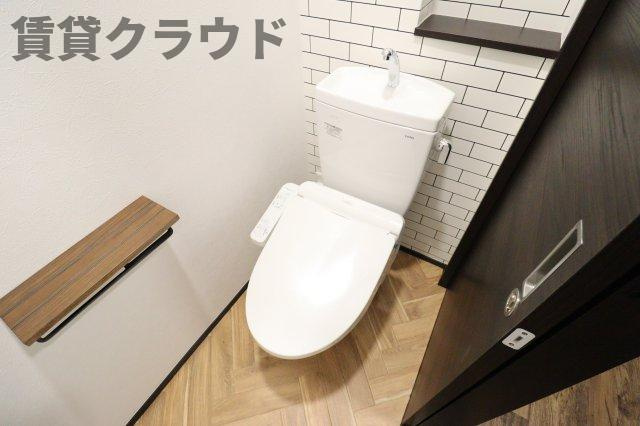 シャルコートSOGAのトイレ|落ち着いた色調のトイレです