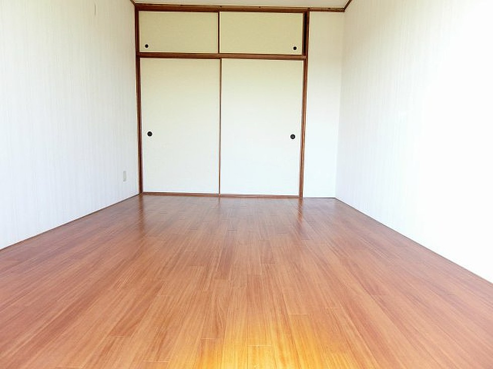 グリーンハイツ飯田【キャッシュバック対象物件】の洋室|洋室です