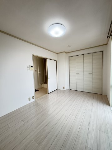 フレグランスレイC　の居間・リビング