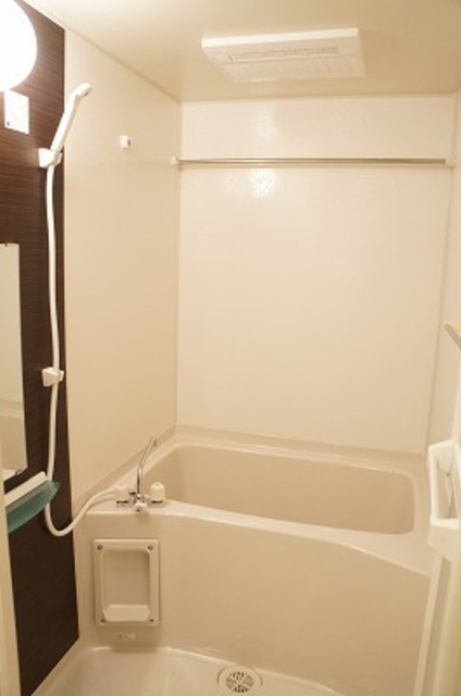 習志野市大久保４丁目のアパートの浴室