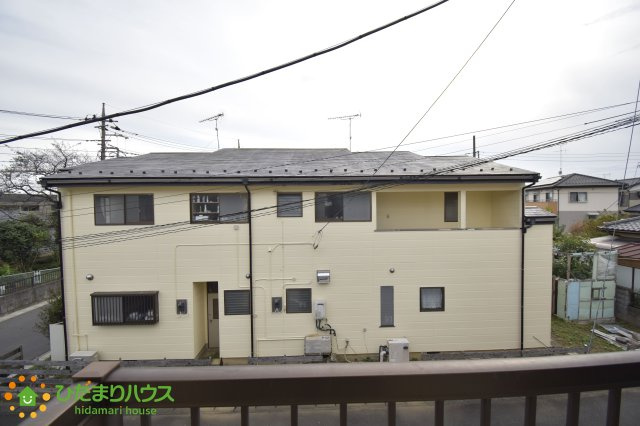 鴻巣市明用　中古一戸建ての前面道路含む現地写真