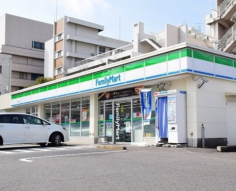 ルミナスＣの周辺|ファミリーマート緑潮見が丘店まで500m