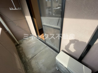 【玄関】 | ピュアシャングリラ | 同タイプのお部屋の写真。現況を優先します。