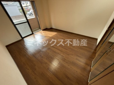 【トイレ】 | ピュアシャングリラ | 同タイプのお部屋の写真。現況を優先します。