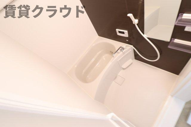 ミリアビタ大森台の浴室|シックなアクセントパネルが癒やしのお風呂です♪