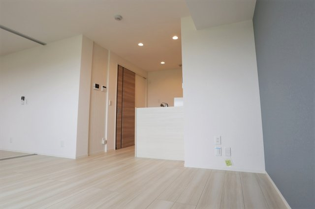 シャインテラスの居間・リビング