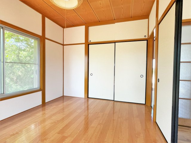 青柳貸家の洋室