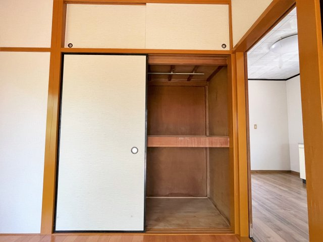 青柳貸家の収納