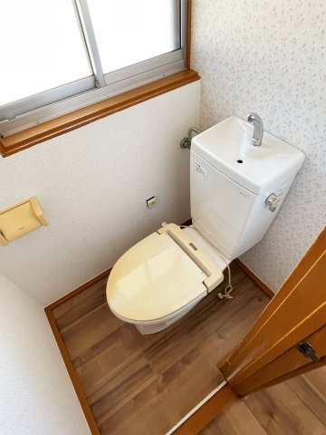 青柳貸家のトイレ