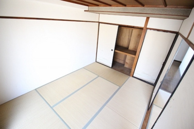 【和室】 | 大宅マンション | 畳の上でゆっくりとくつろげる和室です