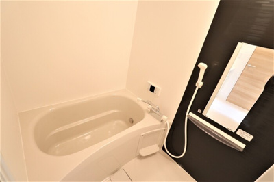 【浴室】 | シャルムA | 日々の疲れを癒すお風呂付です