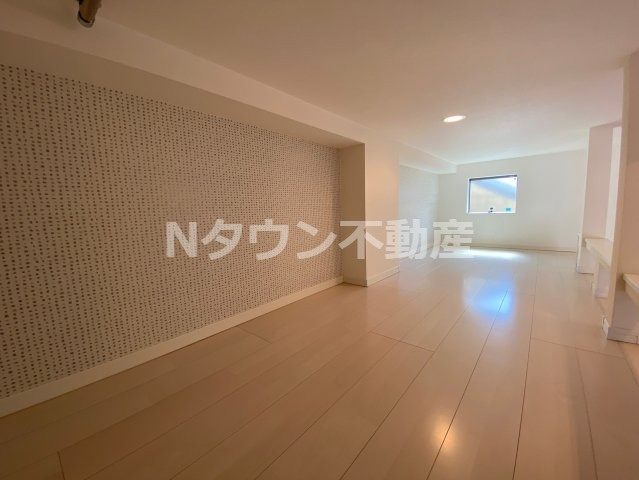 【洋室】 | Blue Topaz | ゆったりした洋室です