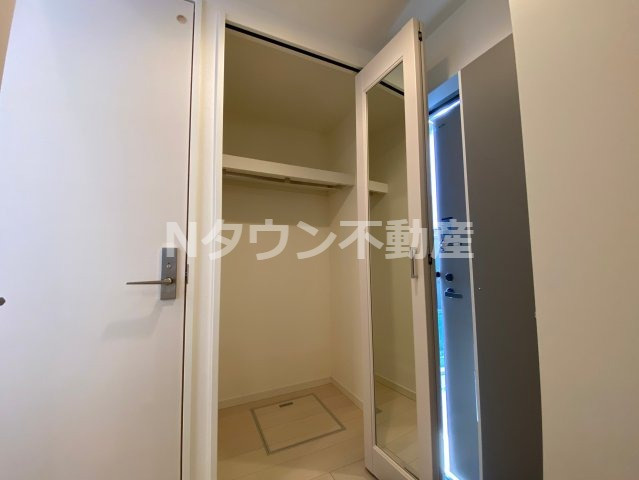 【収納】 | Blue Topaz | ちょっとした収納スペースも充実しています